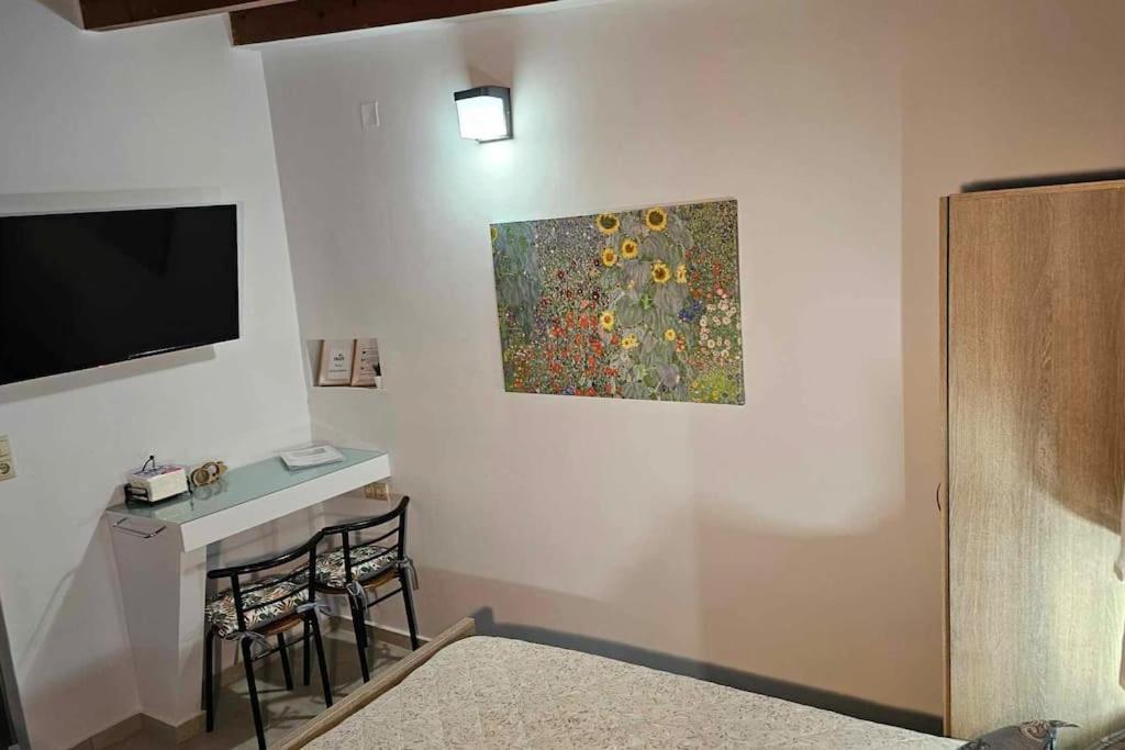 Cosy Niki's Studio In Creta *